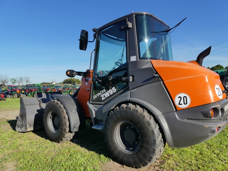 hitachi-zw95-image-4