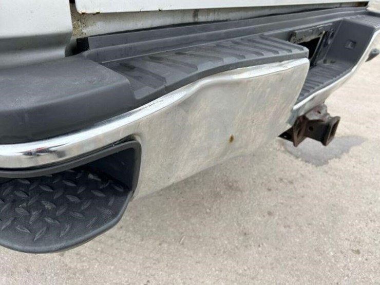 2018-chevrolet-silverado-2500hd-image-72