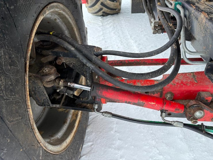 massey-ferguson-8780-image-41