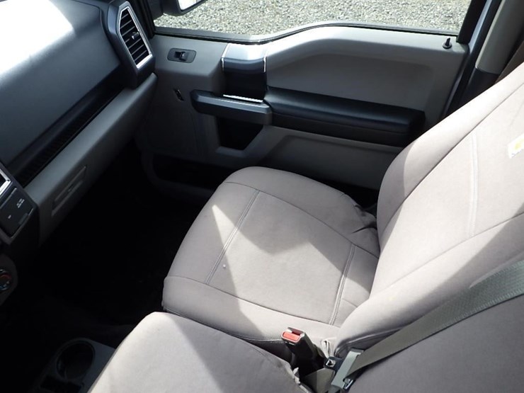 2016-ford-f150-image-38