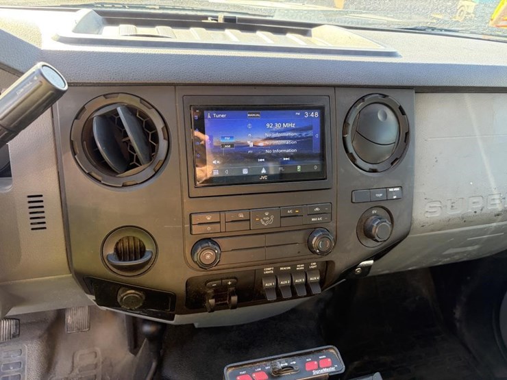 2016-ford-f550-image-14