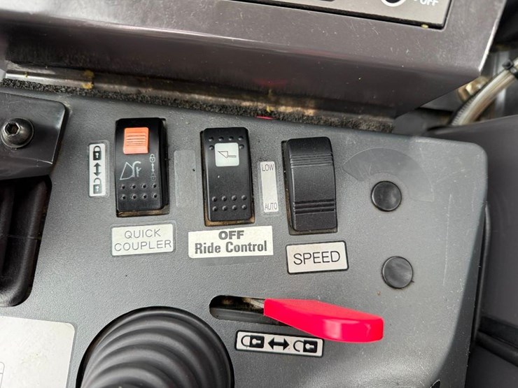 2021-hitachi-zw50-5b-image-49