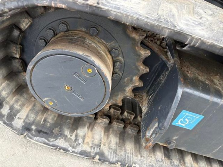 2023-deere-30g-image-12