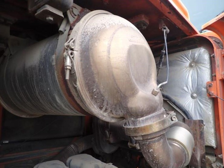 2013-doosan-dl550-3-image-46