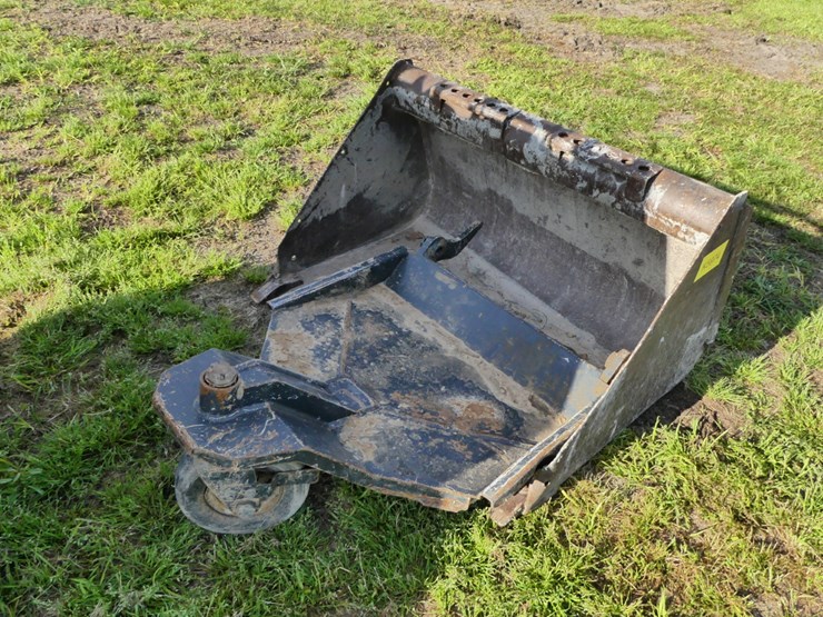 2004-bobcat-mt52-image-3