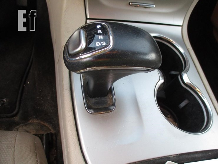 2014-jeep-grand-cherokee-image-11