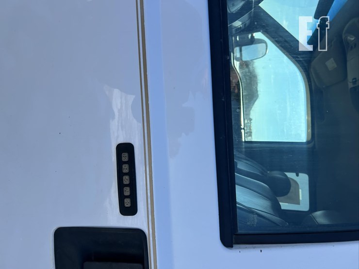 2004-ford-f250-image-11