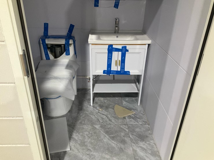 #4030-•-unused-2025-raysky-mobile-toilet-image-9