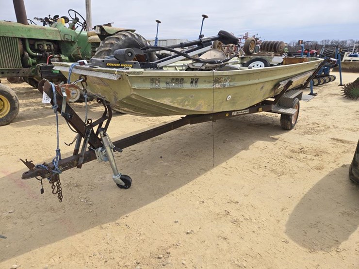 #387-•-polar-kraft-pond-boat-and-trailer-image-1