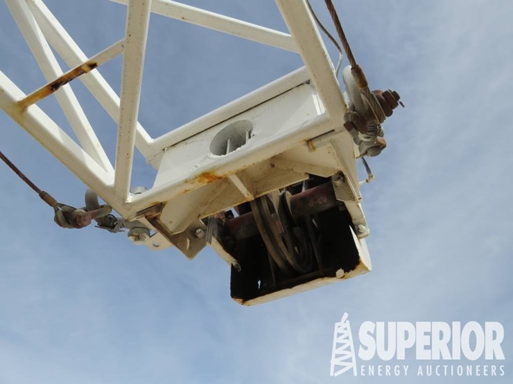 international-f2574-image-11