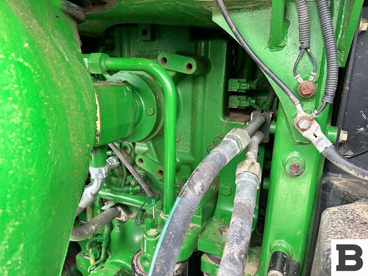 2011-john-deere-9530-image-131