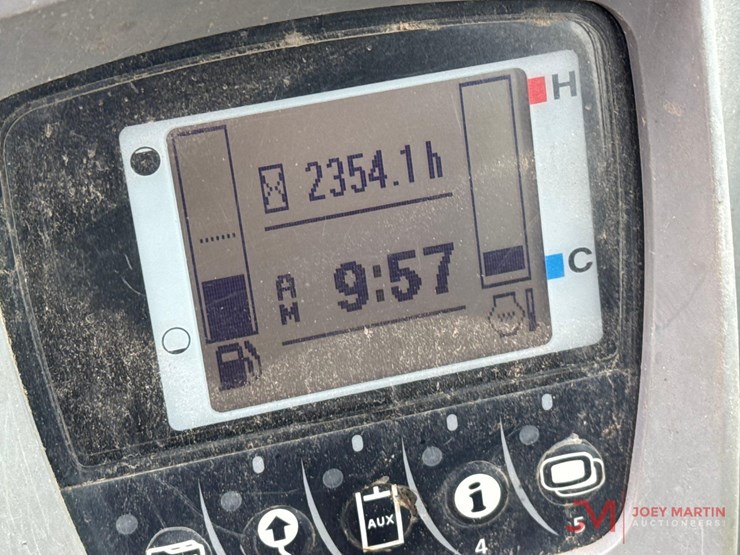 2012-kubota-kx057-4-image-25