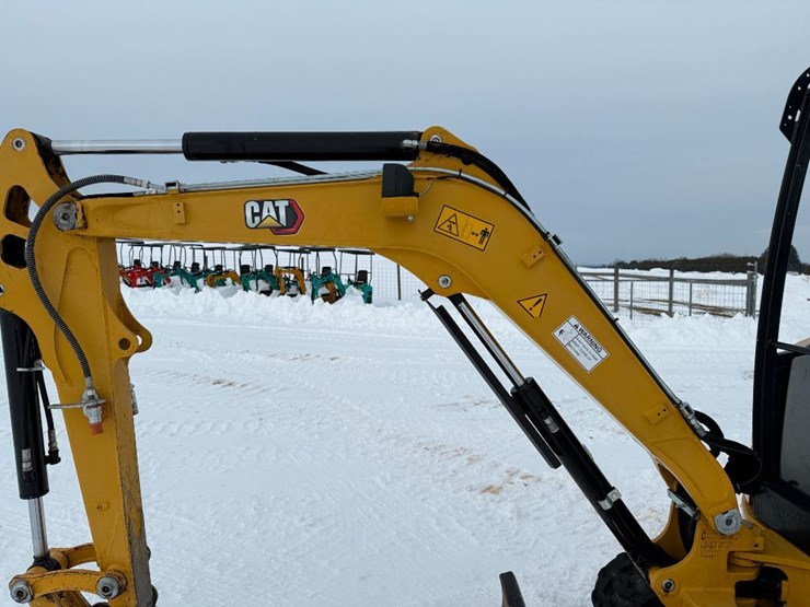 caterpillar-302.7d-cr-image-33