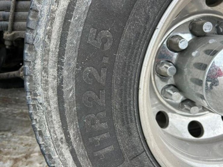 2017-western-star-4700-image-84