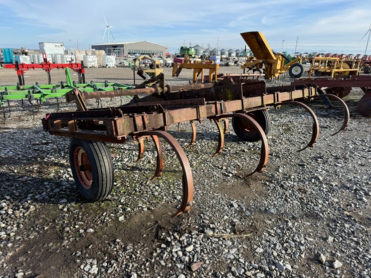 #36256-•-10'-chisel-plow-inv#-36256-image-4