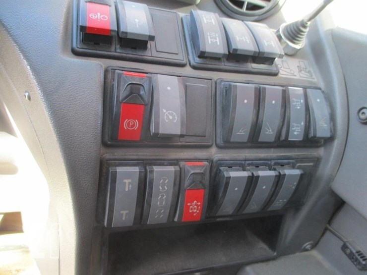 2019-manitou-mrt3255+-image-10