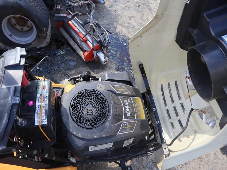 cub-cadet-lt1045-image-16