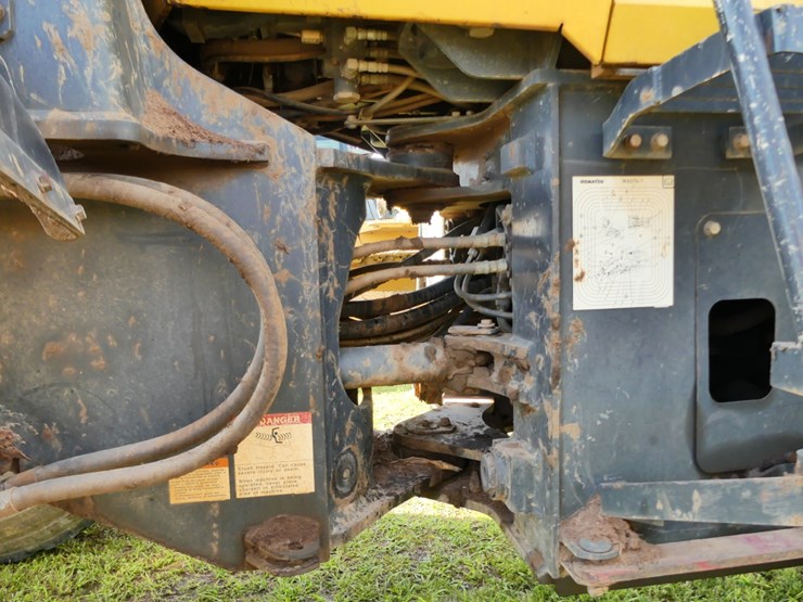 2013-komatsu-wa270-image-13