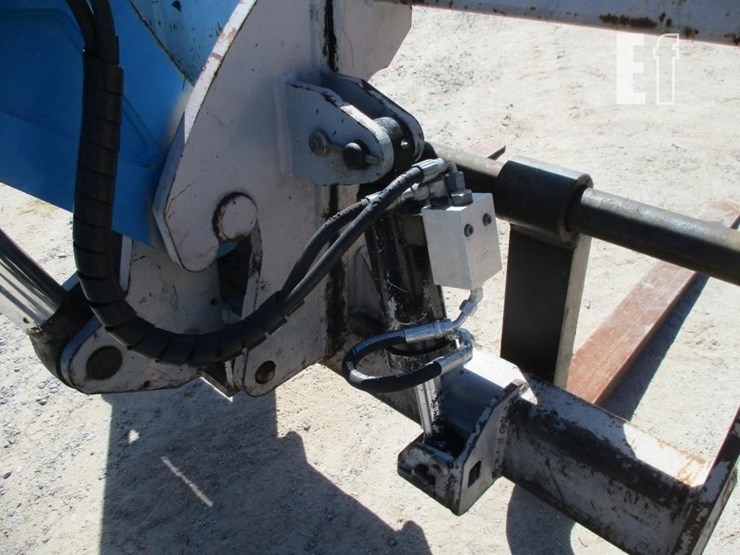 2007-genie-gth1056-image-13