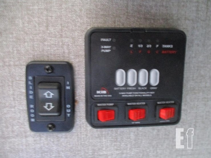 2020-jayco-jay-flight-rocky-mountain-edition-242bhs-image-17