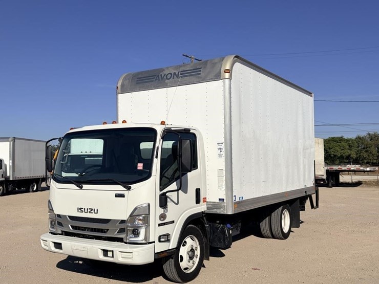 2023-isuzu-nrr-image-1