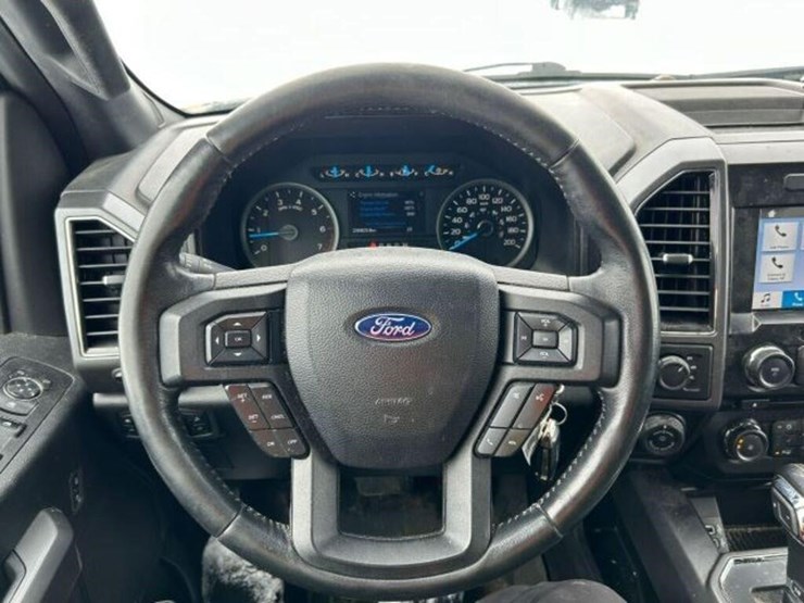 2017-ford-f150-xlt-image-17