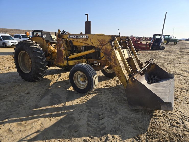 john-deere-300-image-18