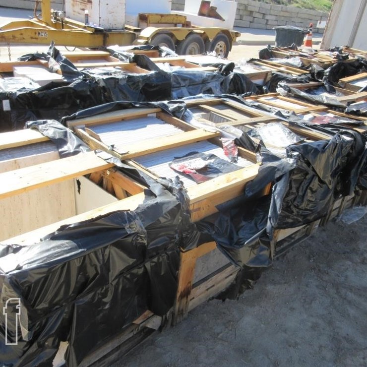 (5) CRATES MISC SIZE TILES