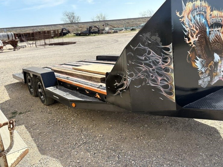 2021-custom-trailer-image-3