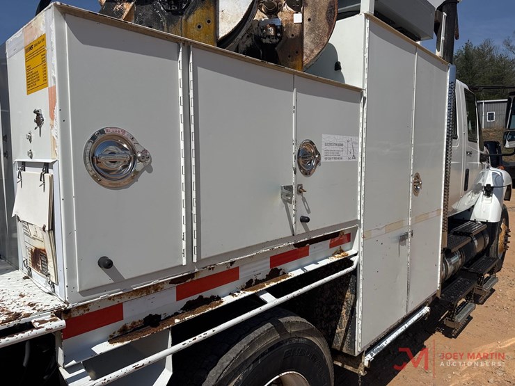 2008-international-workstar-7300-image-17