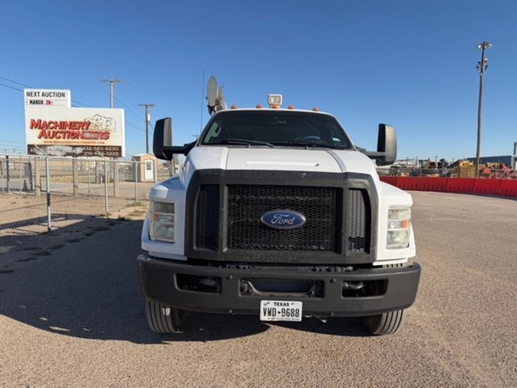 2017-ford-f750-image-2