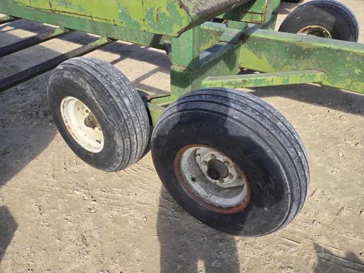 #272-•-10-bale-mover-image-10