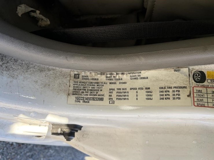 2007-chevrolet-colorado-image-16