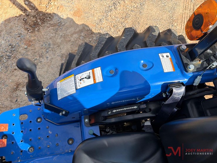 new-holland-workmaster-35-image-13