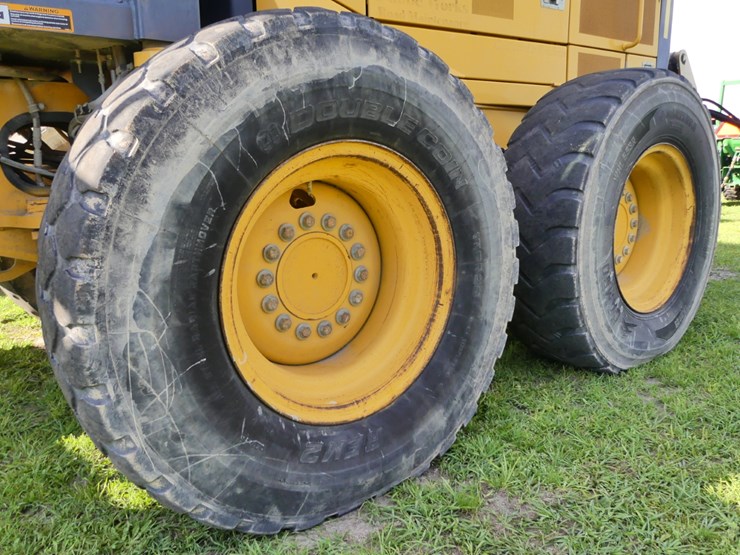 2018-deere-770g-image-12