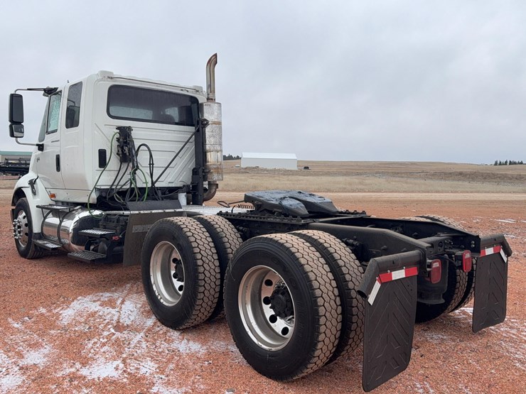 international-8600-image-2