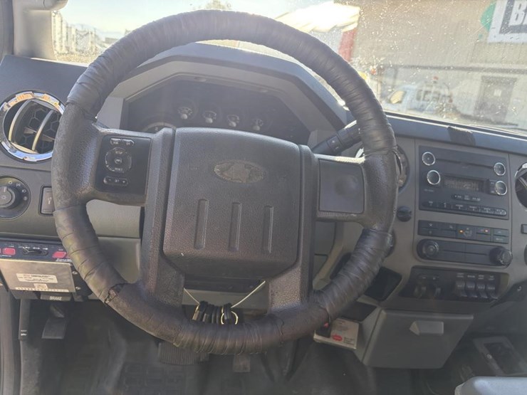 2012-ford-f450-xlt-image-13