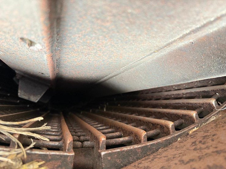 massey-ferguson-8780-image-32