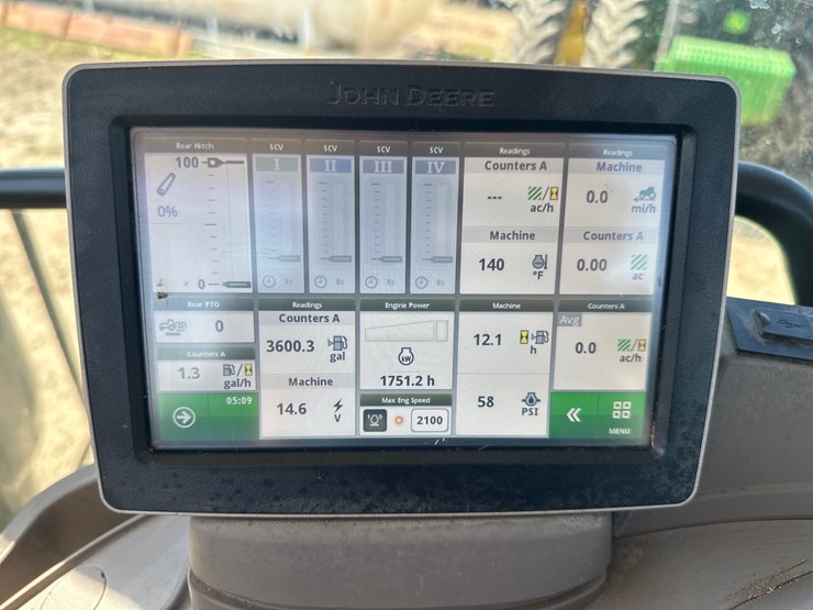 john-deere-6110r-image-10