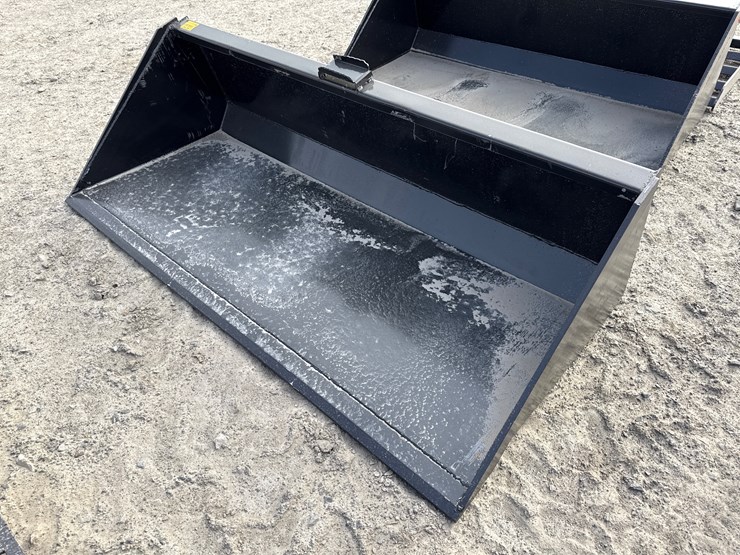 #2097-•-unused-78"-skid-steer-bucket-w/blade-inv#-42343-image-3