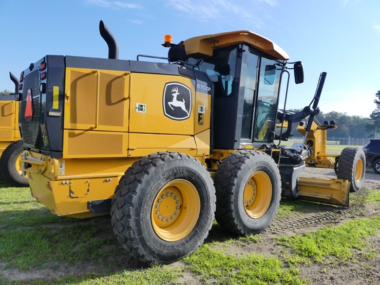 2020-deere-670gp-image-4