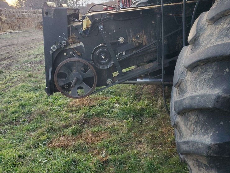 2005-gleaner-r75-image-16