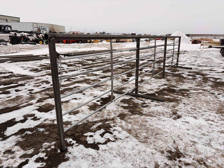 free-standing-panel-image-6