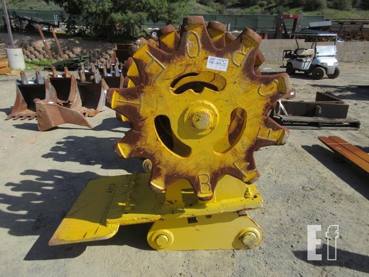 34"-excavator-compaction-wheel-attachment-image-1