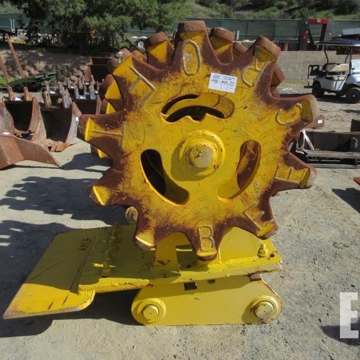 34" EXCAVATOR COMPACTION WHEEL ATTACHMENT
