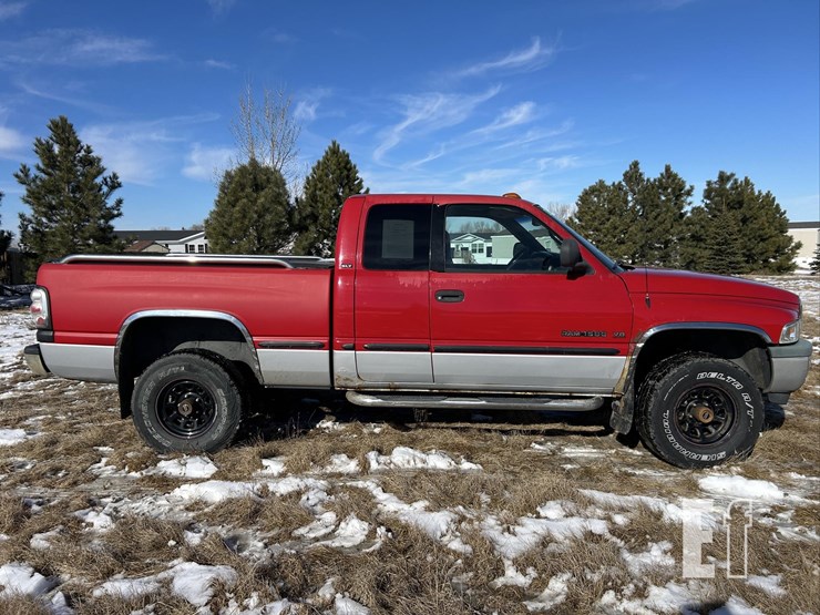 2001-dodge-ram-1500-image-4