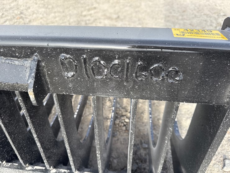 #2094-•-unused-72"-skid-steer-low-side-bucket-inv#-42349-image-6