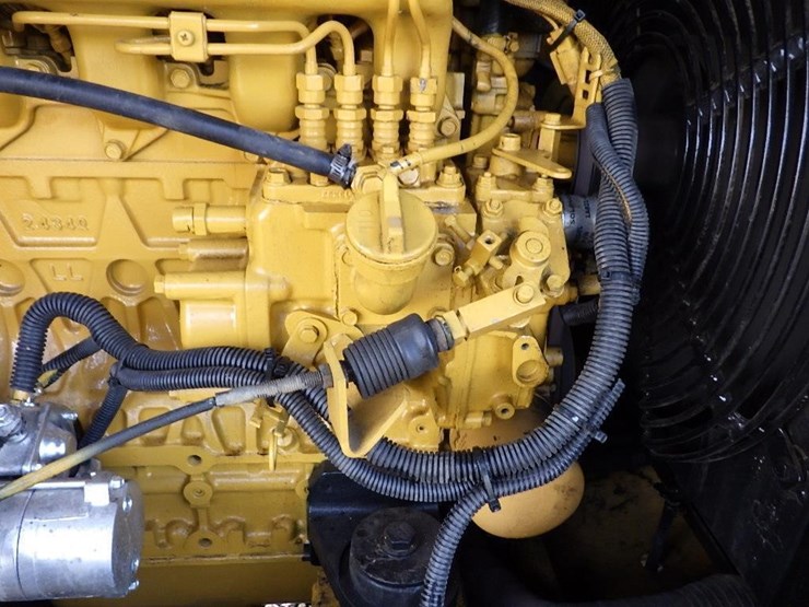 caterpillar-305.5-image-13