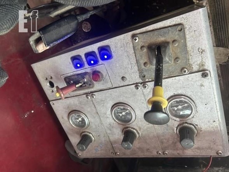 1997-peterbilt-357-image-52