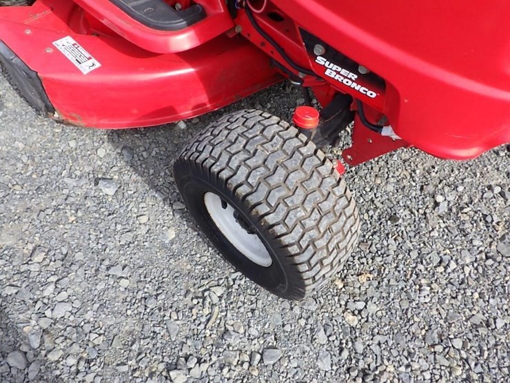 troy-bilt-super-bronco-image-15